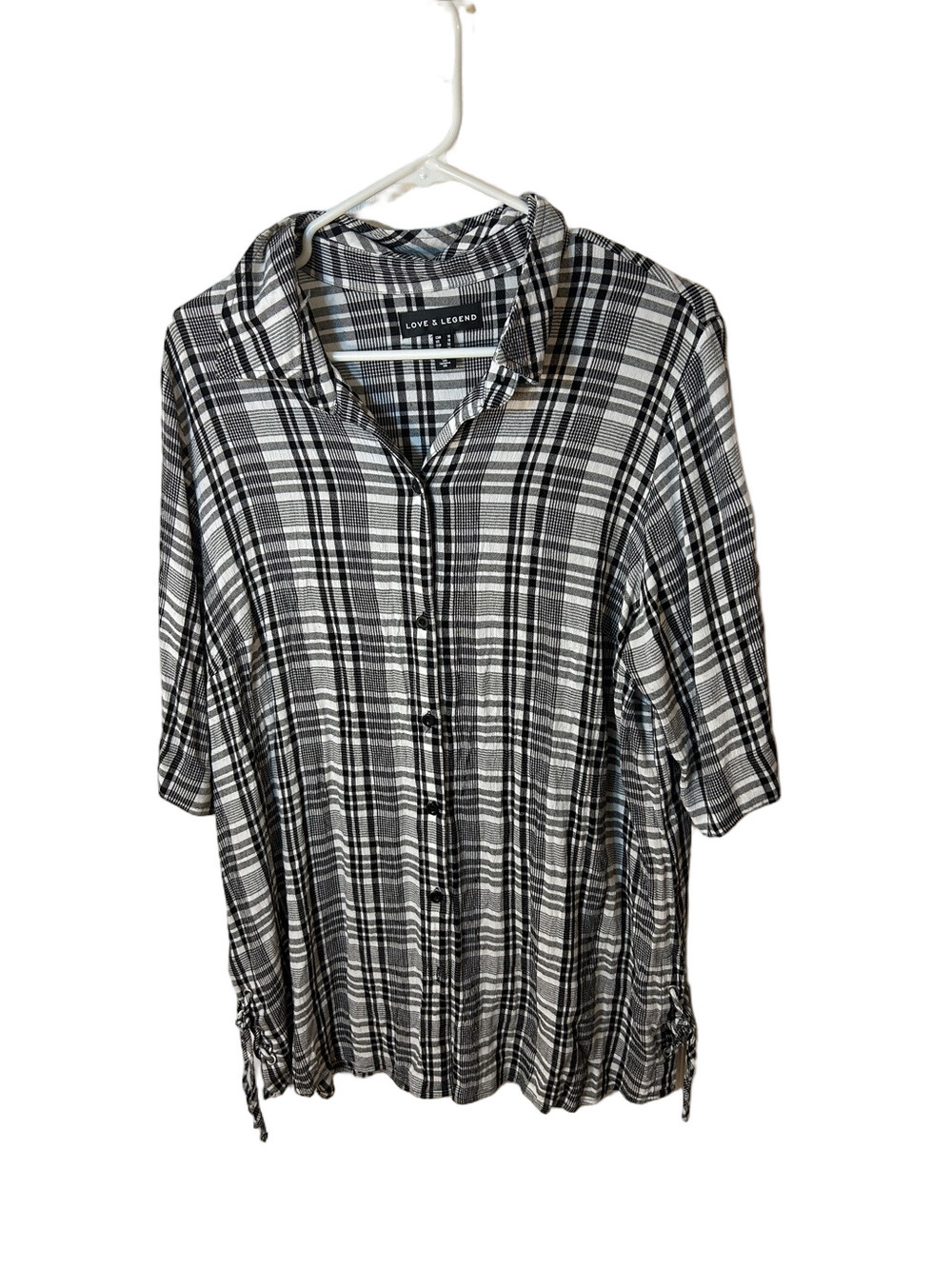 Love & Legend Black & White Plaid Preppt Button-Front Shirt size 18
